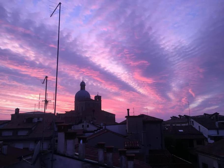 Romantic In The Historical Heart Of Appartamento *