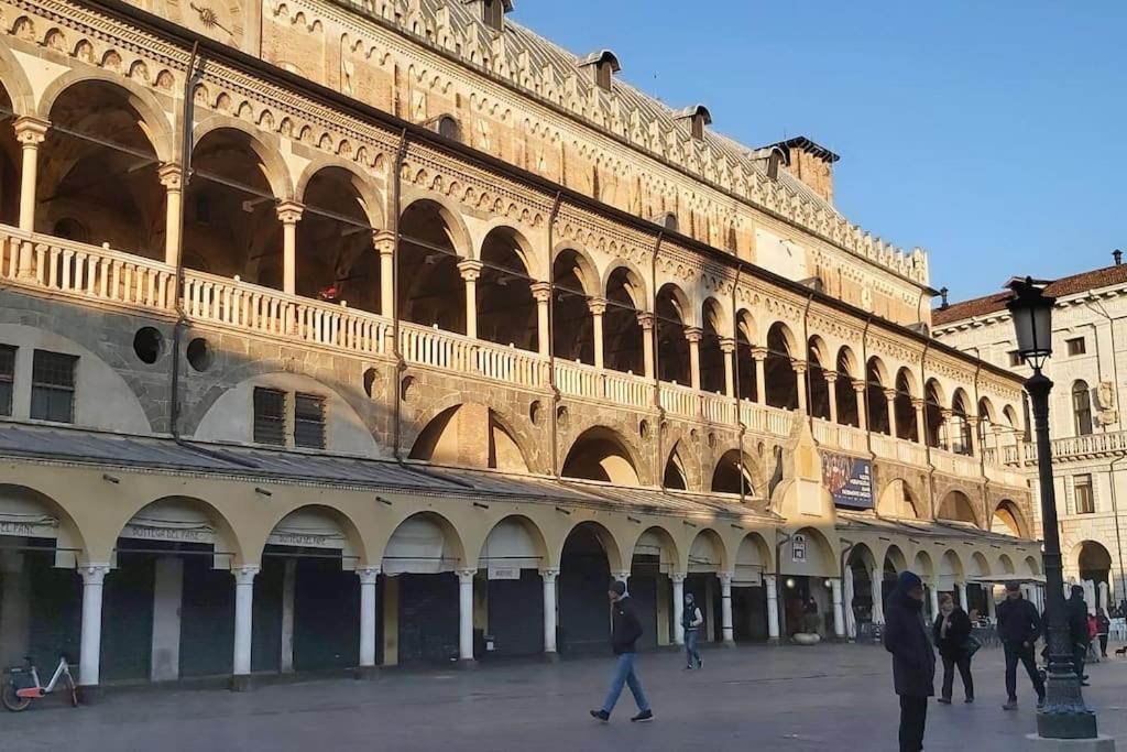 Romantic In The Historical Heart Of Appartamento Padova